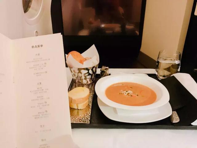 阿提哈德转机福利，不用花钱的一日游以及免费的五星酒店
